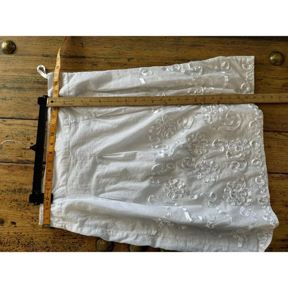 Rene Margo Women's White Midi Skirt, midi skirt, white skirt, white floral skirt - Picture 4 of 6